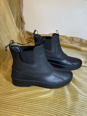 NWT GOODFELLOW men Waterproof Black Chelsea Duck Boots, size 12